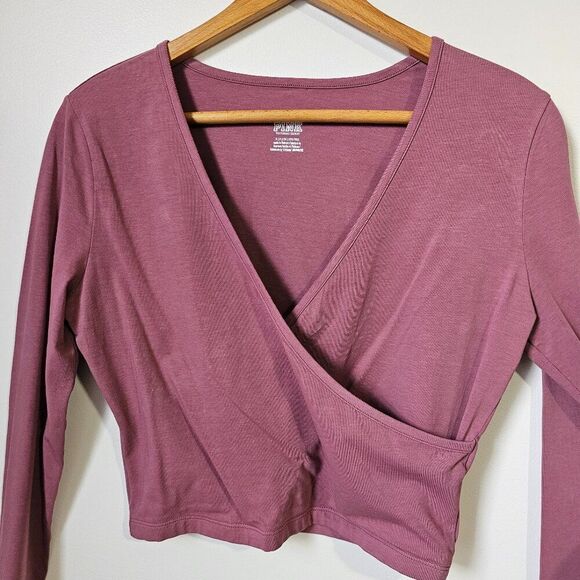 EUC LIKE NEW PINK VICTORIA'S SECRET MAEVE SURPLICE SEMI CROP LONGSLEEVES TOP S - Picture 3 of 16